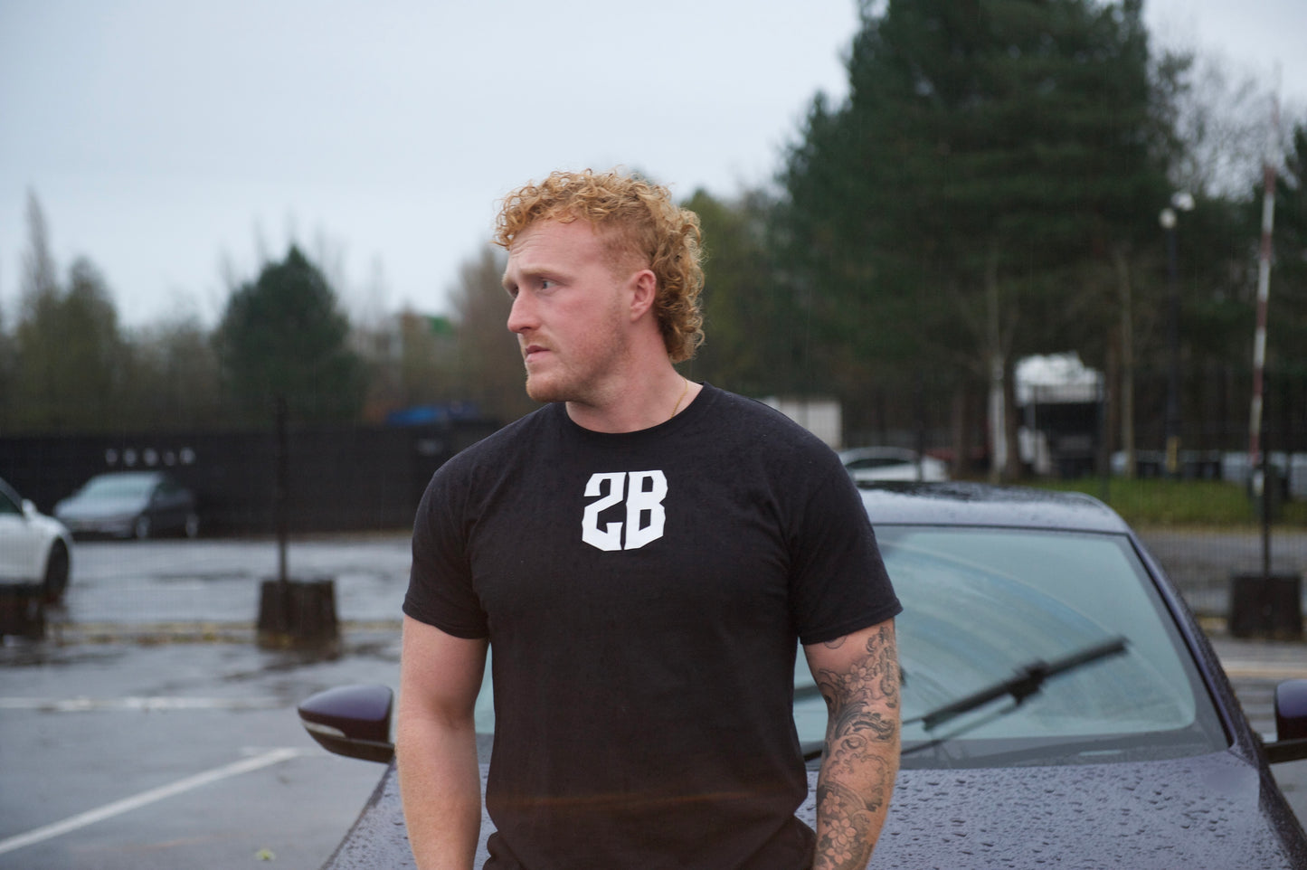 "Primero" tee in black