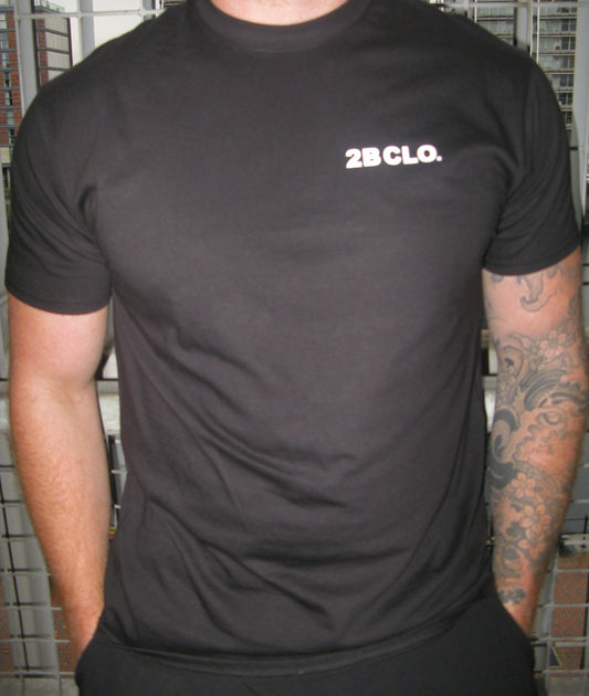 "CLO" text tee in black