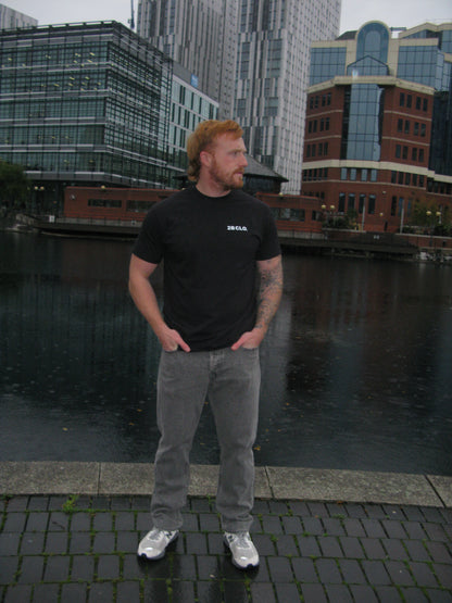 "CLO" text tee in black